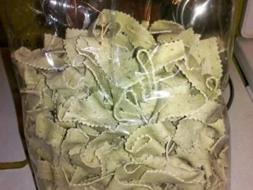 Rezept: Fleisch: Mariniertes Schnitzel mit Steinpilznudeln Bild Nr. 3 Fleisch: Mariniertes Schnitzel mit Steinpilznudeln - Rezept - Bild Nr. 3