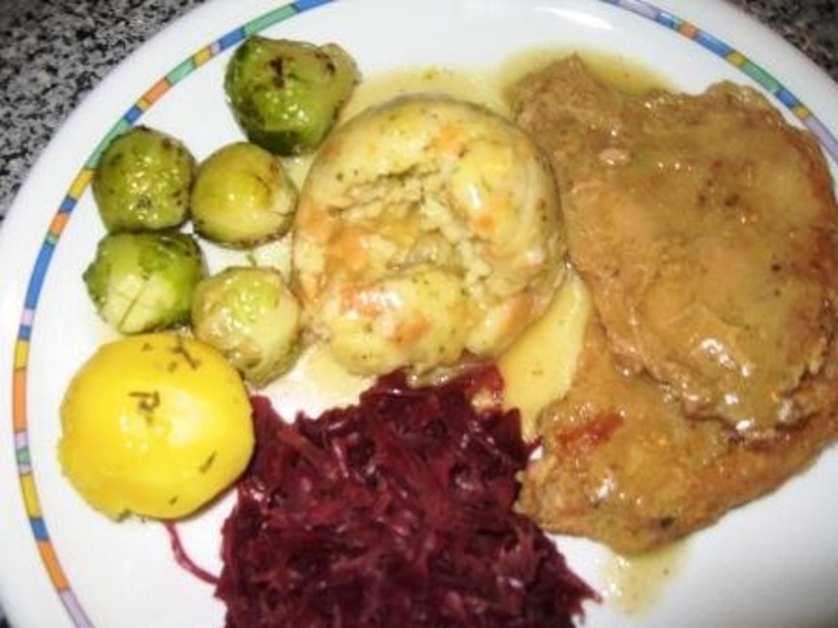 Bilder für Kaninchen mit Speck und Zwiebeln - Rezept