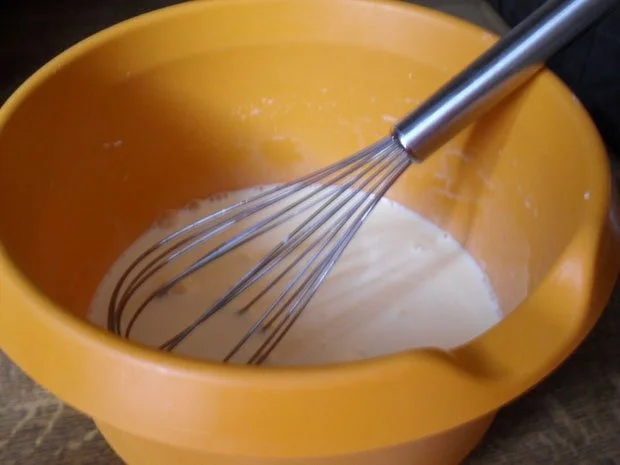 Rezept: Kuchen: Apfelkuchen mit Sahne-Weißwein-Guss Bild Nr. 3 Kuchen: Apfelkuchen mit Sahne-Weißwein-Guss - Rezept - Bild Nr. 3