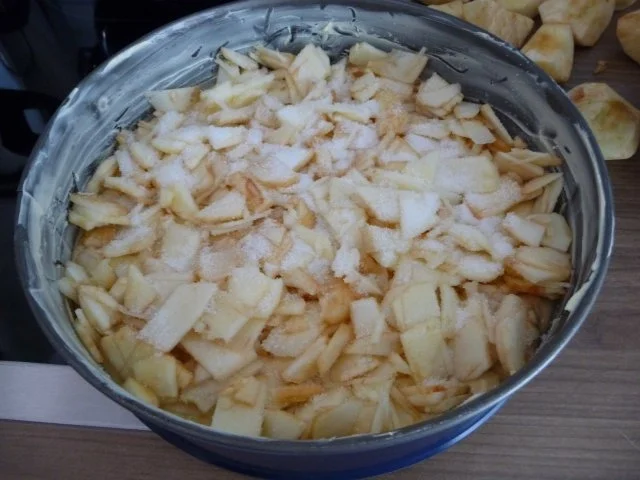 Mein 400.Rezept soll ein Festlein sein, drum lad ich euch zum Apfelkuchen  ein ;-) - Rezept - Bild Nr. 7
