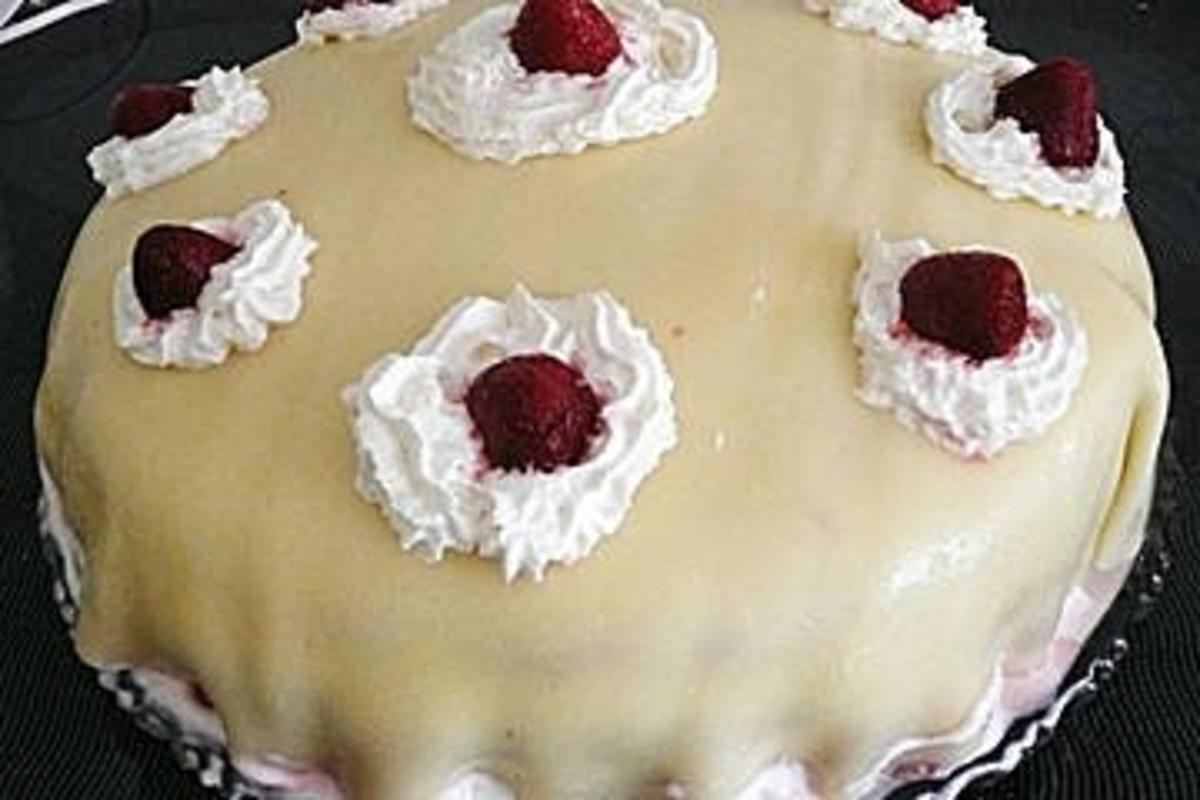 Bilder für Mohn - Waldbeer - Marzipan - Torte - Rezept