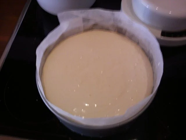 Rezept: Topfentorte mit Zwetschkenkompott ( Quarktorte mit Pflaumenkompott :-) ) Bild Nr. 4 Topfentorte mit Zwetschkenkompott ( Quarktorte mit Pflaumenkompott :-) ) - Rezept - Bild Nr. 4