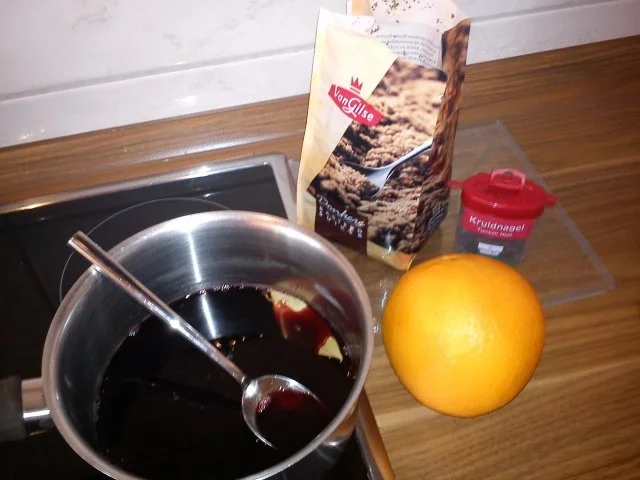 Rezept: Topfentorte mit Zwetschkenkompott ( Quarktorte mit Pflaumenkompott :-) ) Bild Nr. 7 Topfentorte mit Zwetschkenkompott ( Quarktorte mit Pflaumenkompott :-) ) - Rezept - Bild Nr. 7