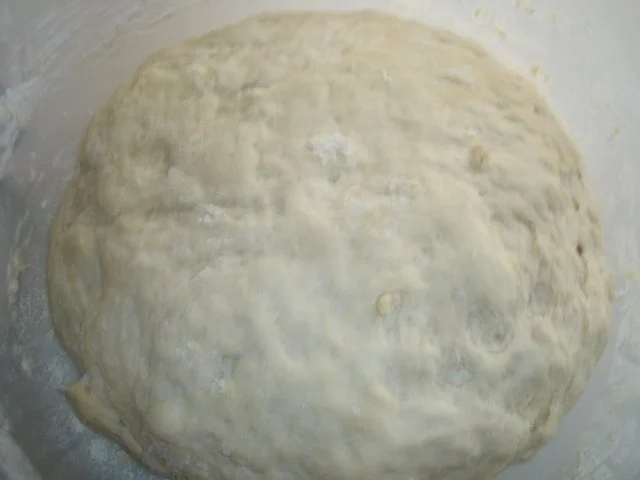 Rezept: Feines Milchweißbrot - Teig Feines Milchweißbrot - Teig - Rezept