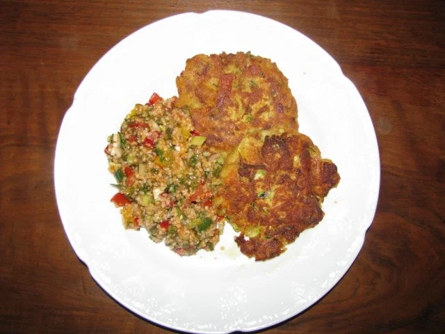 Rezept: Gemüse: Würzige Kartoffel-Zucchini-Taler Gemüse: Würzige Kartoffel-Zucchini-Taler - Rezept