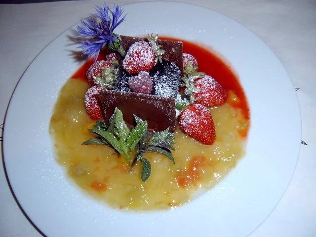 Schokoladenschaum mit Obst - Rezept