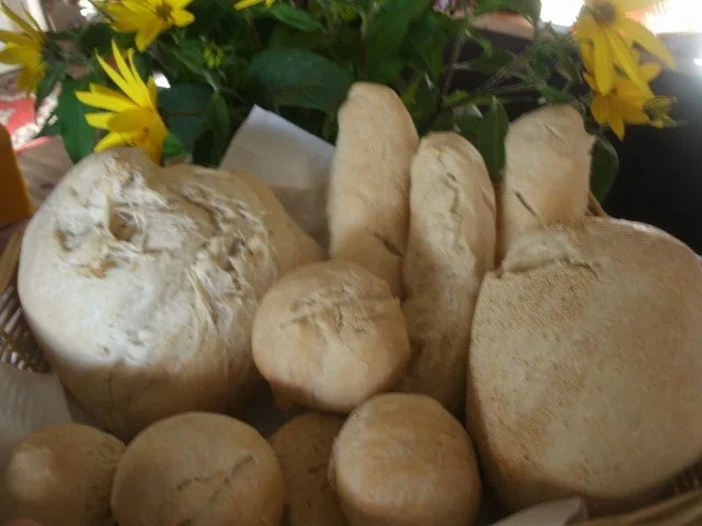 Brote, Brötchen, Stangen, Pizzateig aus Weizen- oder Dinkel- S A U E R T E I G - Rezept