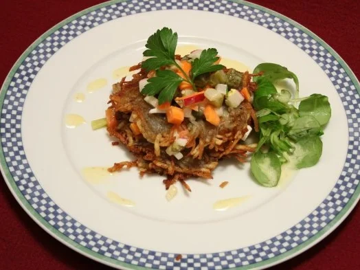 Kartoffelrösti mit Gemüsetatar - Rezept