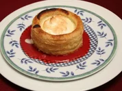 Überbackene Blätterteigpastetchen mit Limettencreme und Himbeeren - Rezept