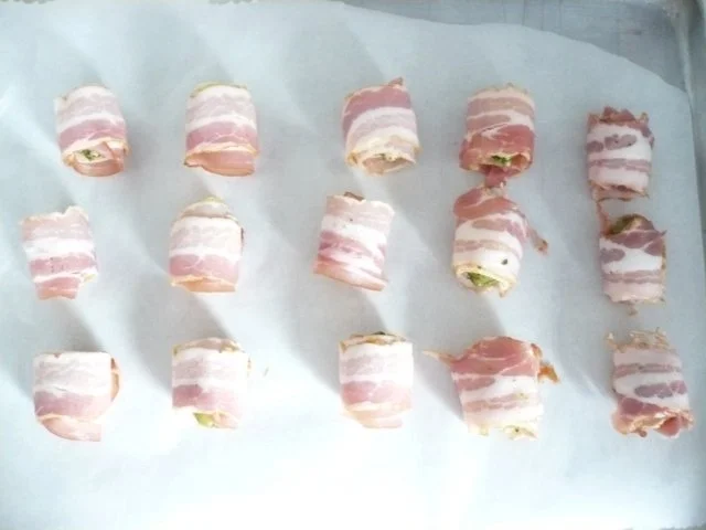 Rezept: Oliven im Speckmantel Bild Nr. 5 Oliven im Speckmantel - Rezept - Bild Nr. 5