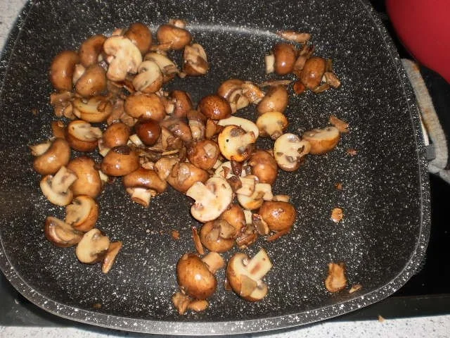 Spaghetti mit Pilz-Rahm - Rezept - Bild Nr. 10