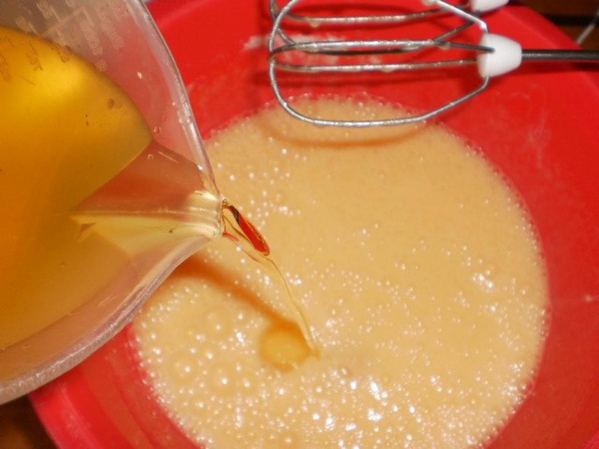 Joghurt-Zitronen-Napfkuchen - Rezept - Bild Nr. 3