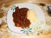 Gulasch - Feurig- scharf mit Chilischoten & Tomaten - Rezept