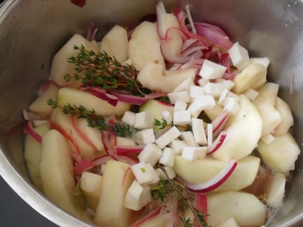 Apfel-Chutney mit Zwiebeln und Sellerie - Rezept - Bild Nr. 5