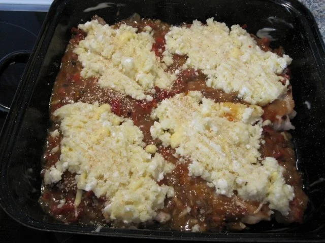 Rezept: Schweinsschnitzerl mit Schafskäse-Kartoffelhaube und pikanter Tomatensauce Bild Nr. 10 Schweinsschnitzerl mit Schafskäse-Kartoffelhaube und pikanter Tomatensauce - Rezept - Bild Nr. 10