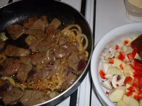 Rinderleber " GERMANIA "  mit Grünen Bohnen .... - Rezept - Bild Nr. 3