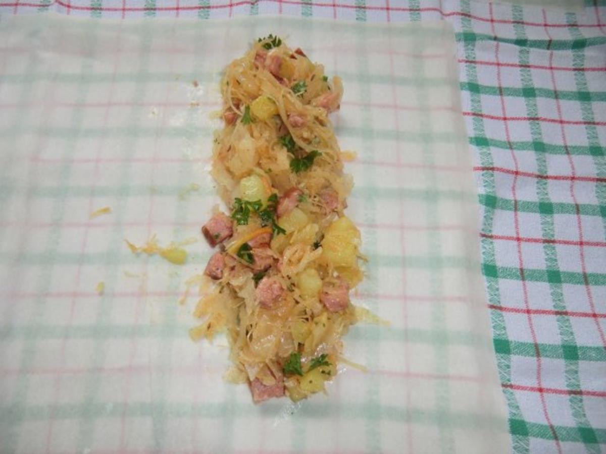Kartoffel- Kraut- Strudel - Rezept - Bild Nr. 3