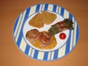 Schweinefiletmedallions an roter Pfeffersauce mit Speckböhnchen - Rezept