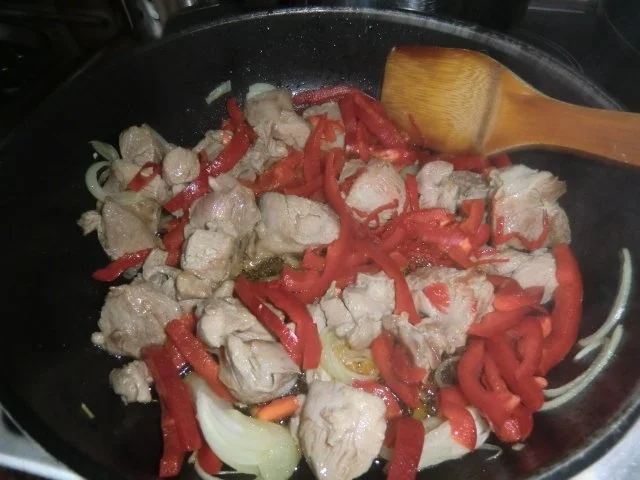 Rezept: Puten - Paprikagulasch an Spätzle Bild Nr. 4 Puten - Paprikagulasch an Spätzle - Rezept - Bild Nr. 4