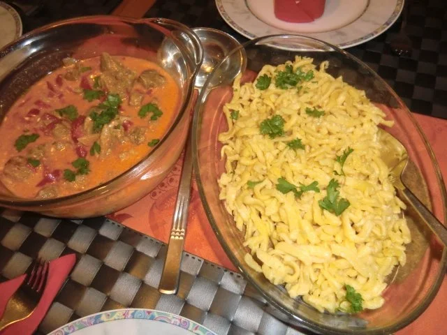 Rezept: Puten - Paprikagulasch an Spätzle Bild Nr. 5 Puten - Paprikagulasch an Spätzle - Rezept - Bild Nr. 5