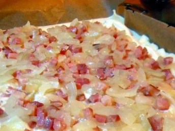 Zwiebelkuchen aus Blätterteig - Rezept - Bild Nr. 6