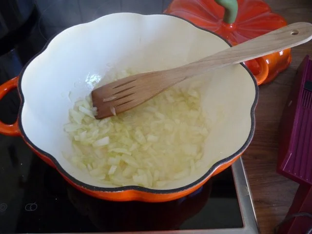 Rezept: Suppen & Eintopf : Kürbissuppe, meine erste 2011 Bild Nr. 5 Suppen & Eintopf : Kürbissuppe, meine erste 2011 - Rezept - Bild Nr. 5