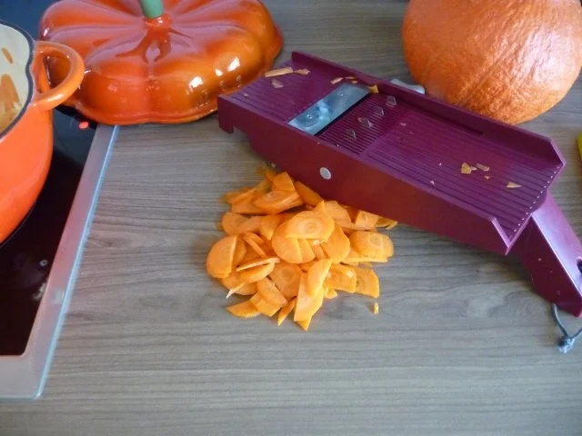 Rezept: Suppen & Eintopf : Kürbissuppe, meine erste 2011 Bild Nr. 7 Suppen & Eintopf : Kürbissuppe, meine erste 2011 - Rezept - Bild Nr. 7