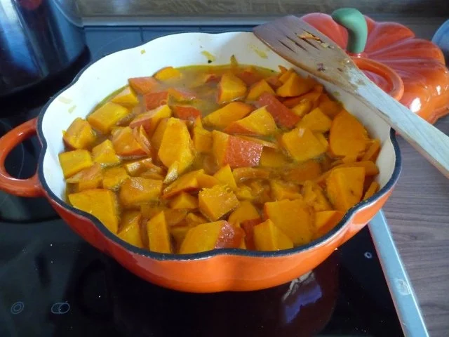 Rezept: Suppen & Eintopf : Kürbissuppe, meine erste 2011 Bild Nr. 12 Suppen & Eintopf : Kürbissuppe, meine erste 2011 - Rezept - Bild Nr. 12
