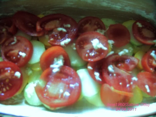 Rezept: VEGETARISCHER - ZUCCHINI - AUFLAUF Bild Nr. 3 VEGETARISCHER - ZUCCHINI - AUFLAUF - Rezept - Bild Nr. 3