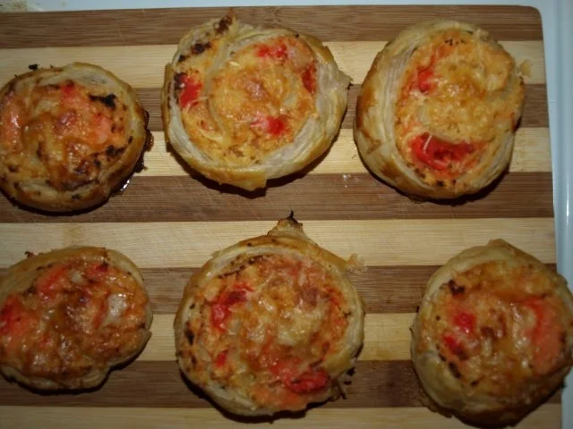 Rezept: Lachs-Chili-Mango-Schnecken Lachs-Chili-Mango-Schnecken - Rezept