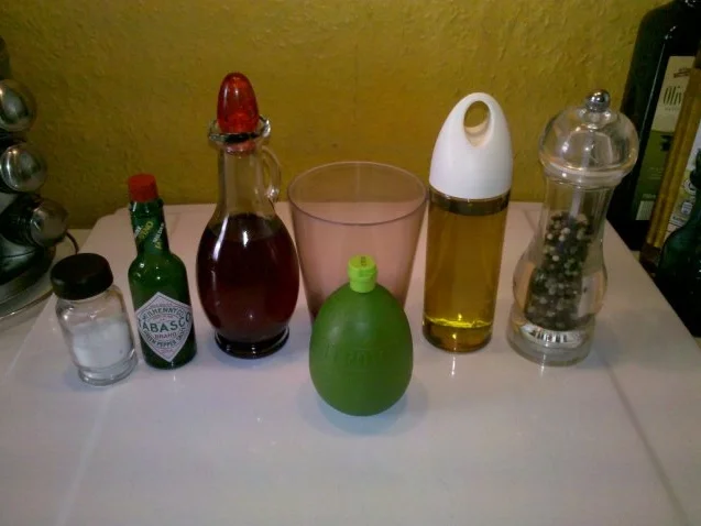 Salat: Bunter Herbstsalat mit Chilli-Oliven - Rezept - Bild Nr. 2