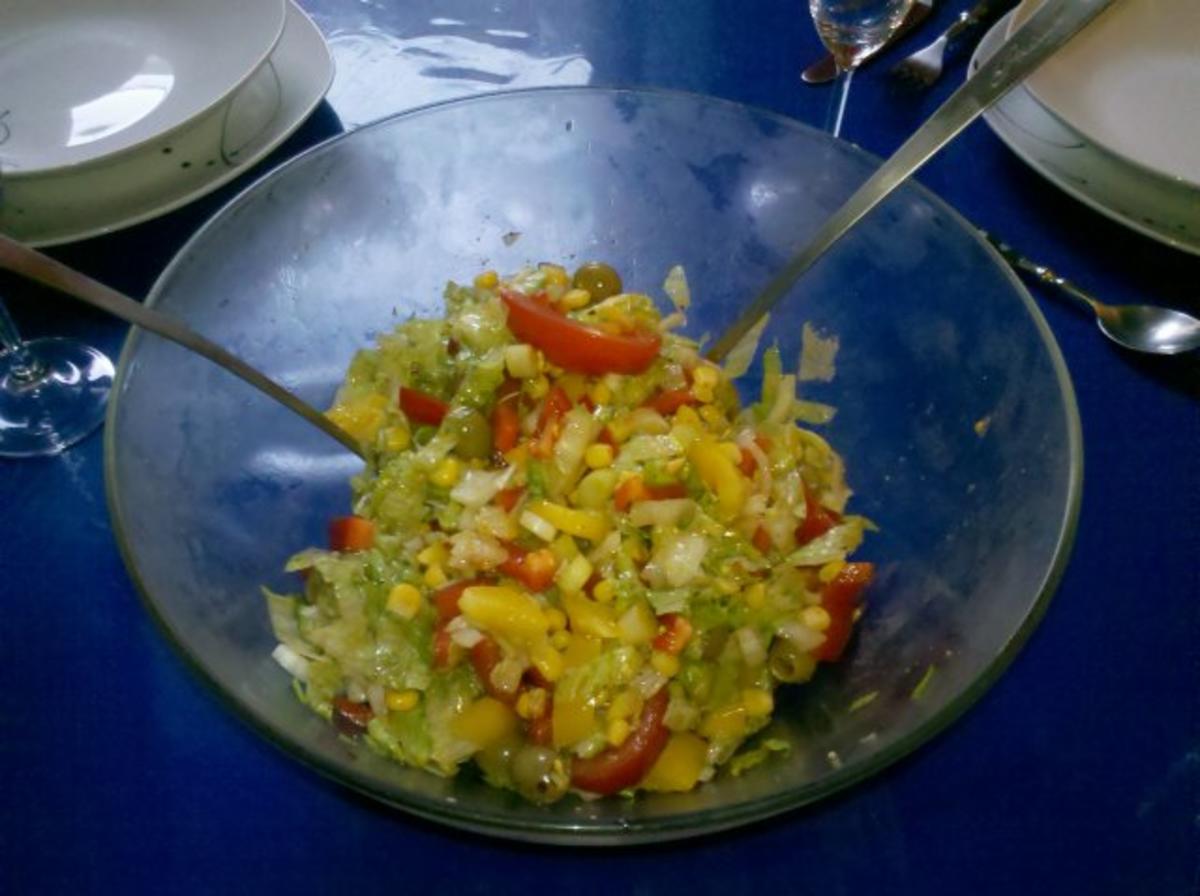 Salat: Bunter Herbstsalat mit Chilli-Oliven - Rezept - Bild Nr. 6