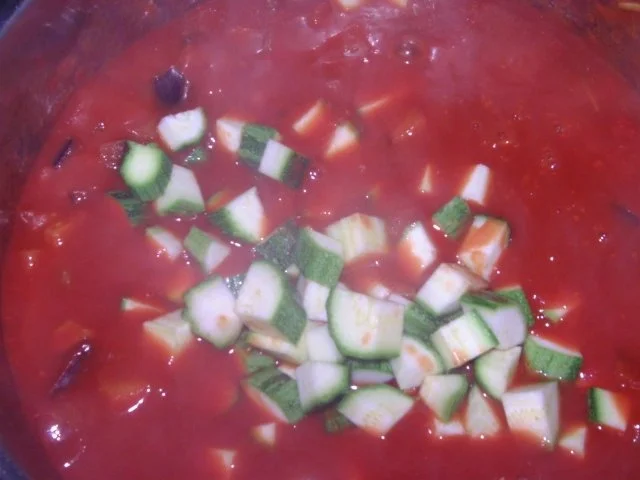 Rezept: Gemüse-Eintopf mit Mozarella Bild Nr. 3 Gemüse-Eintopf mit Mozarella - Rezept - Bild Nr. 3