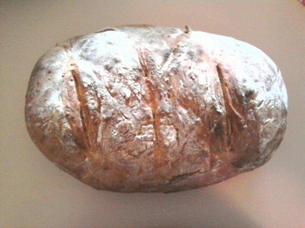 Helles Weizenbrot (Brötchen, Baguette) - Rezept - kochbar.de