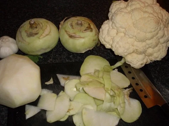 Rezept: BlumenKohlrabi - Cremesüppchen.... Bild Nr. 2 BlumenKohlrabi - Cremesüppchen.... - Rezept - Bild Nr. 2