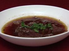Rote Zwiebelsuppe mit Chianti (Sascha Wussow) - Rezept
