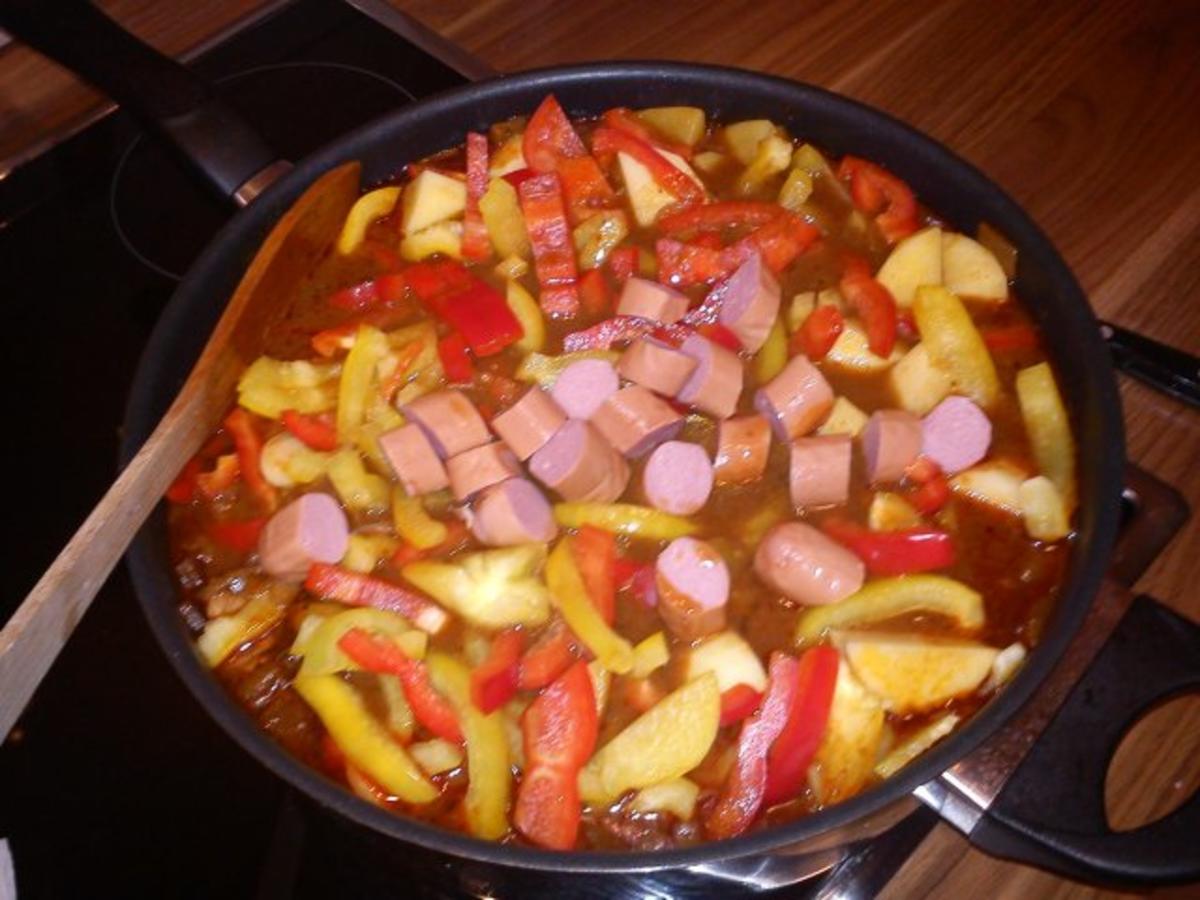 Erdäpfelgulasch / Kartoffelgulasch - Rezept - Bild Nr. 8