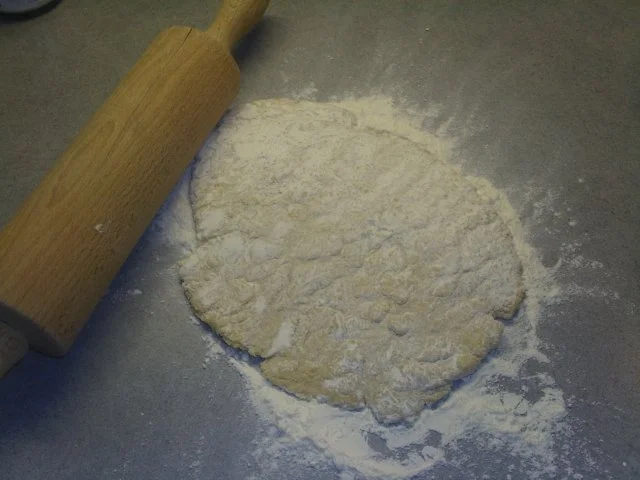 Rezept: Pizza Spinat-Schinken-Blauschimmelkäse Bild Nr. 3 Pizza Spinat-Schinken-Blauschimmelkäse - Rezept - Bild Nr. 3