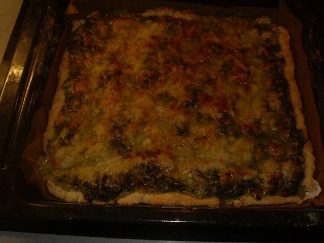 Rezept: Pizza Spinat-Schinken-Blauschimmelkäse Bild Nr. 8 Pizza Spinat-Schinken-Blauschimmelkäse - Rezept - Bild Nr. 8