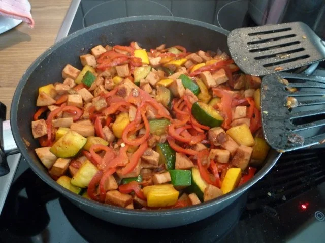 Pfannengerichte : Bunte Pfanne mit Spaghetti - Rezept - Bild Nr. 13