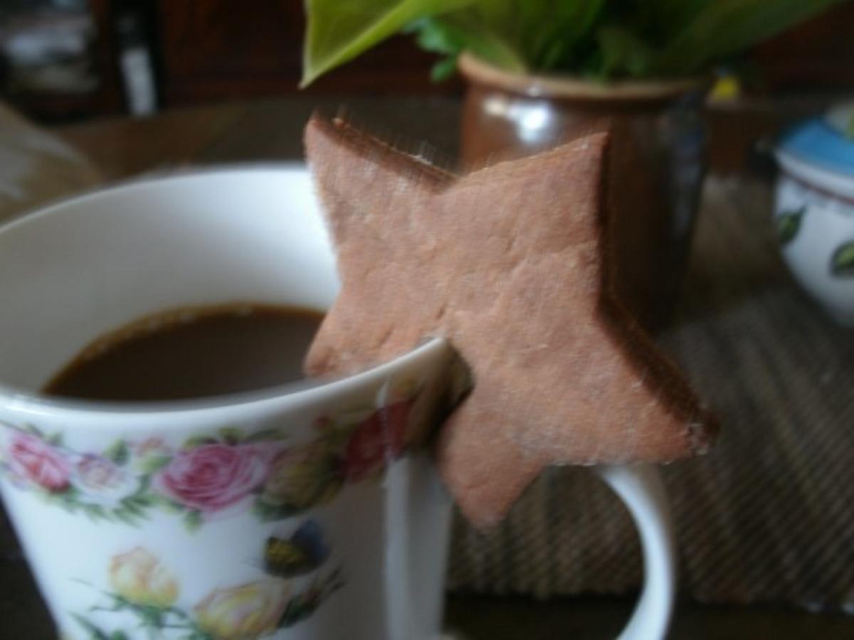 Bilder für Schokocappuccino- Tassenplätzchen - Rezept