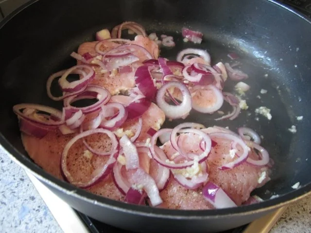 Rezept: Auflauf mit Putenschnitzel nach griechischer Art Bild Nr. 3 Auflauf mit Putenschnitzel nach griechischer Art - Rezept - Bild Nr. 3