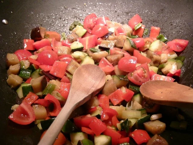 Rezept: Tagliatelle- spinaci, liebt Kurzgebratenes ! Bunt und Fleischig Bild Nr. 5 Tagliatelle- spinaci, liebt Kurzgebratenes ! Bunt und Fleischig - Rezept - Bild Nr. 5