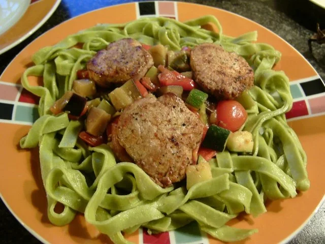 Rezept: Tagliatelle- spinaci, liebt Kurzgebratenes ! Bunt und Fleischig Bild Nr. 10 Tagliatelle- spinaci, liebt Kurzgebratenes ! Bunt und Fleischig - Rezept - Bild Nr. 10