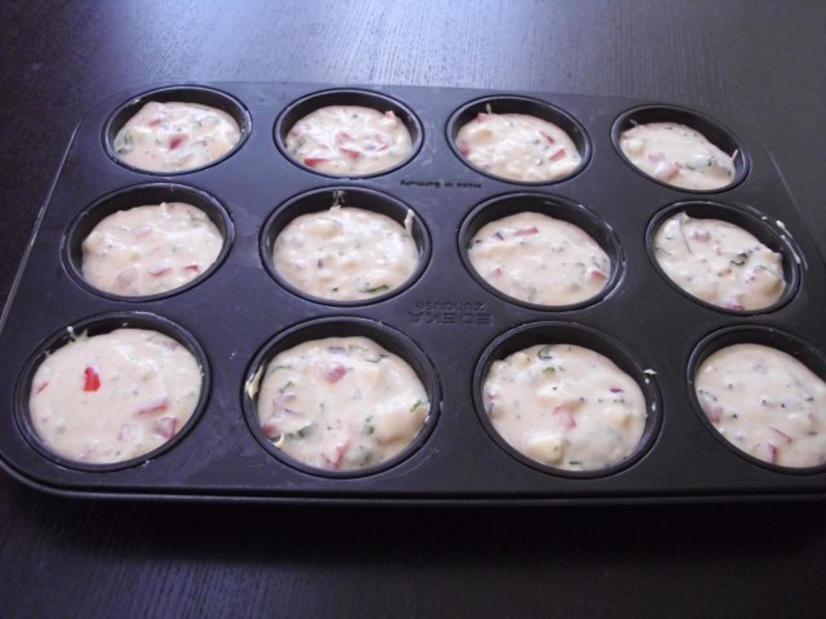 Muffins: Tomate-Mozzarella - Rezept - Bild Nr. 3
