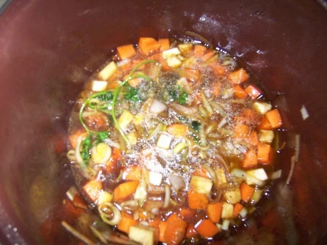 Rezept: Krosser Schweinebauch aus dem Tontopf Bild Nr. 4 Krosser Schweinebauch aus dem Tontopf - Rezept - Bild Nr. 4