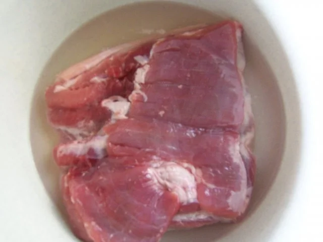 Rezept: Krosser Schweinebauch aus dem Tontopf Bild Nr. 2 Krosser Schweinebauch aus dem Tontopf - Rezept - Bild Nr. 2