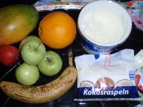 Kokos-Apfelquark mit Obssalat - Rezept - Bild Nr. 2