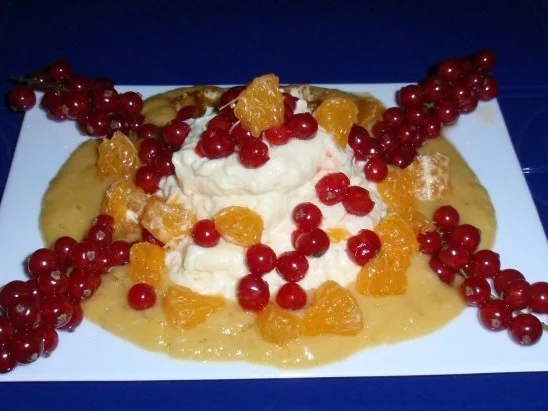 Mango-Bananenquark auf Fruchtspiegel - Rezept