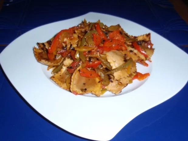 Rezept: Ravioli-Gemüse-Pfännchen Bild Nr. 9 Ravioli-Gemüse-Pfännchen - Rezept - Bild Nr. 9